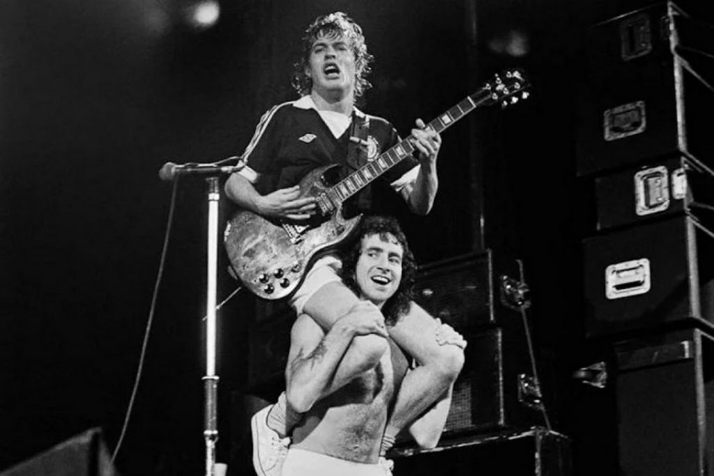 AC/DC umbro