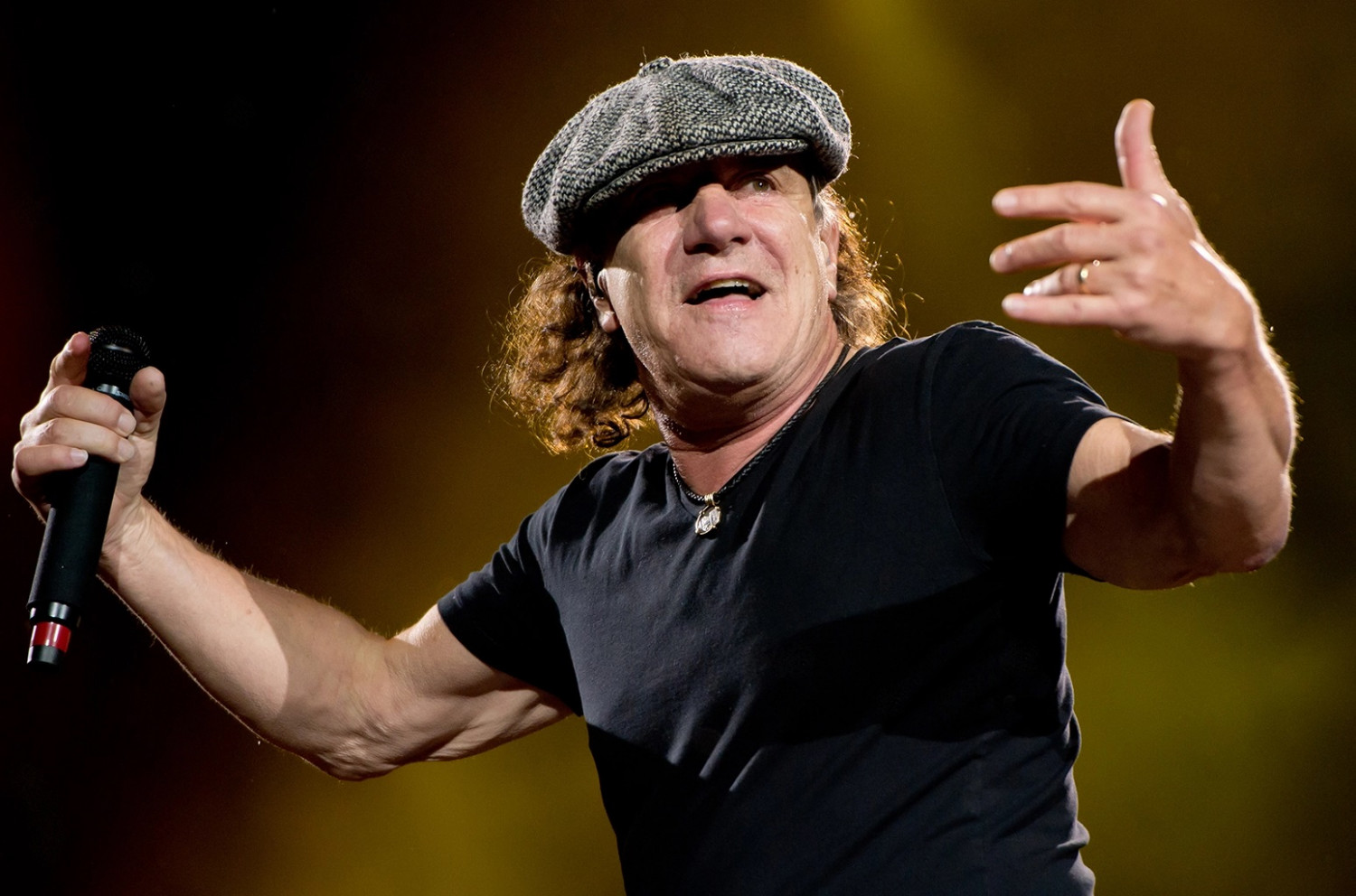 Brian johnson ac dc фото